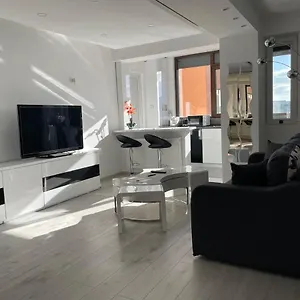 Апартаменты Luxury Two Militari M3 Бухарест